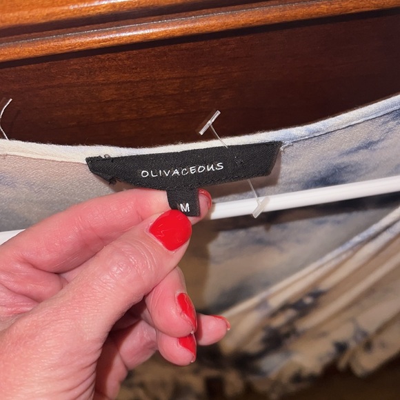 Olivaceous Long sleeve romper - Picture 2 of 2